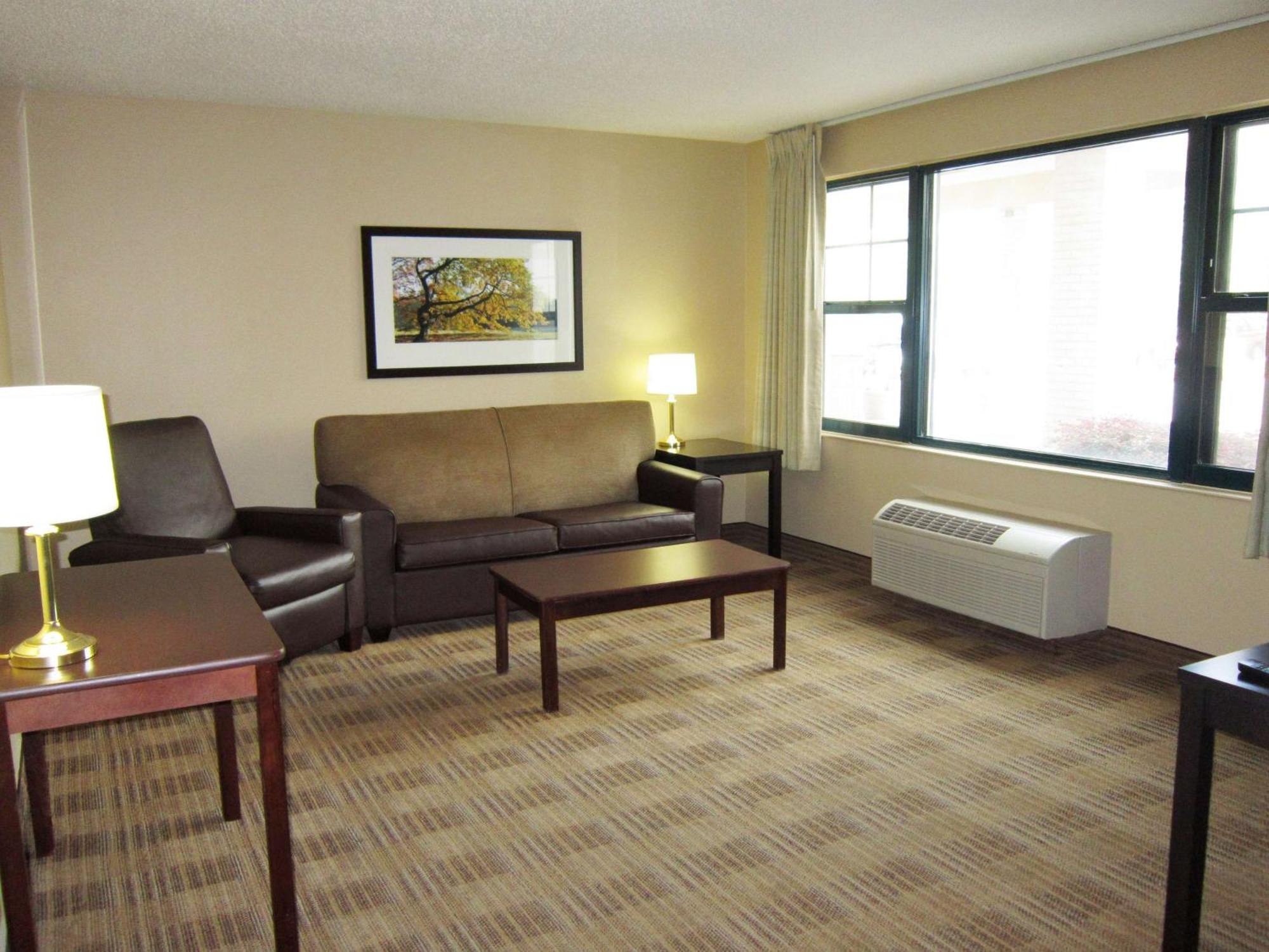 Extended Stay America Suites - Raleigh - Midtown Εξωτερικό φωτογραφία